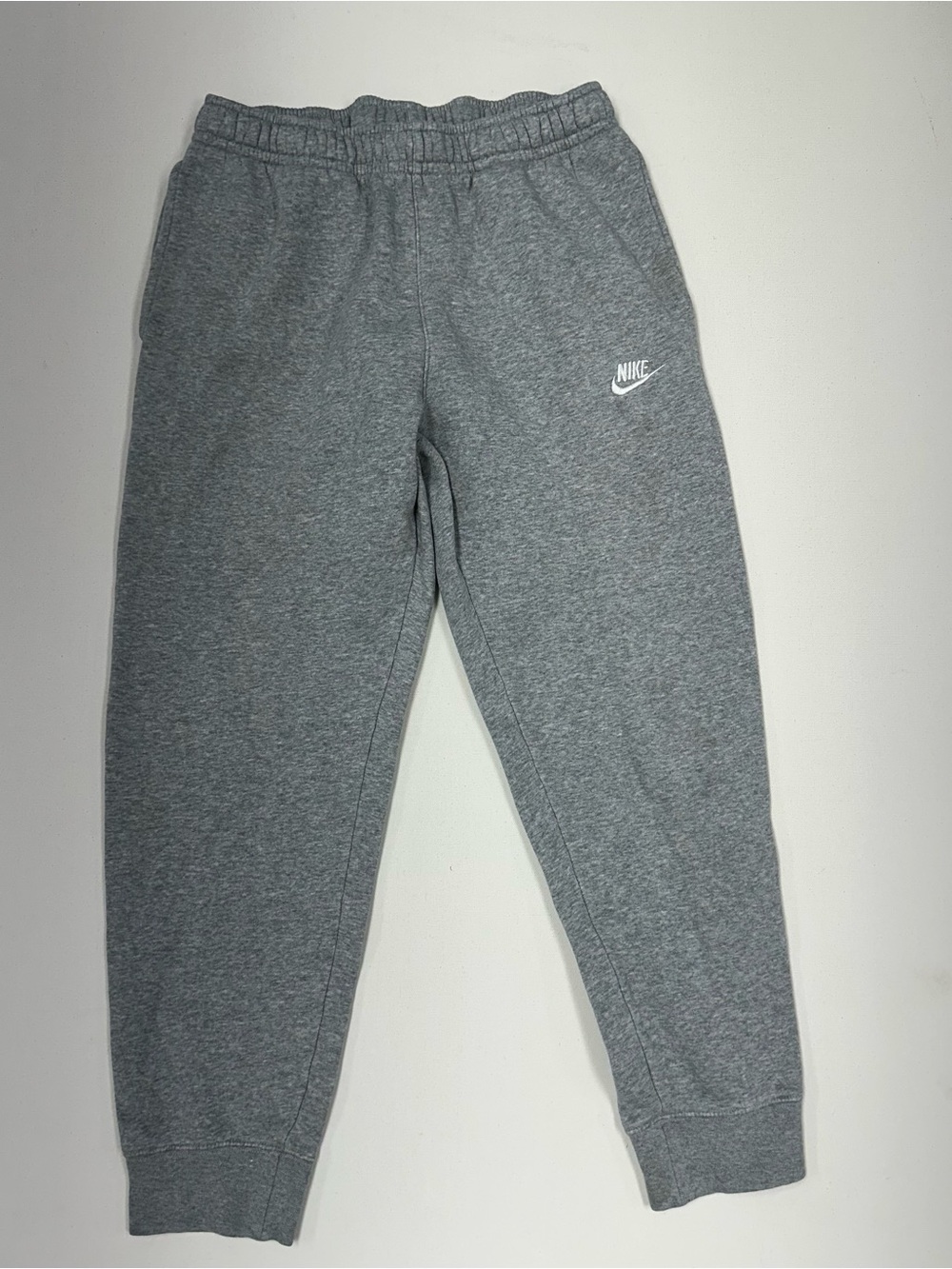 Nike Sportswear Club Fleece Joggers Sweatpants Mens Medium Gym Gray BV2671-063